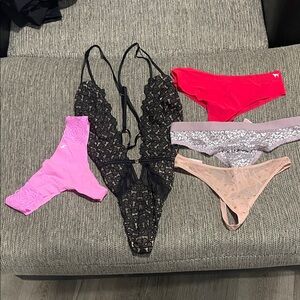 Victoria’s‎ Secret Pink Lingerie Thong Bundle Size Large Seamless Panty Sheer
